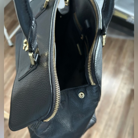 Tory Burch Satchel-Black Leather - Picture 6 of 7
